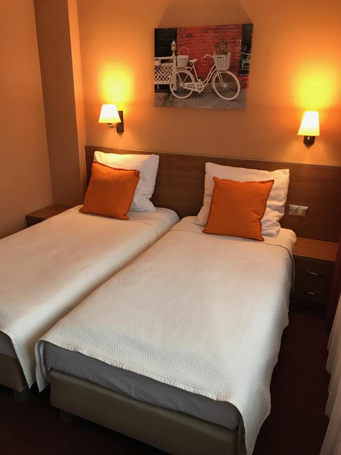 Hotel Restauracja Willa Radwan Aleksandrów Kujawski 外观 照片