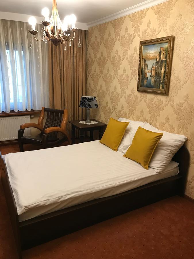 Hotel Restauracja Willa Radwan Aleksandrów Kujawski 外观 照片