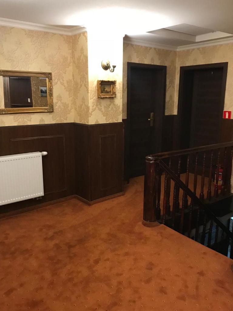 Hotel Restauracja Willa Radwan Aleksandrów Kujawski 外观 照片