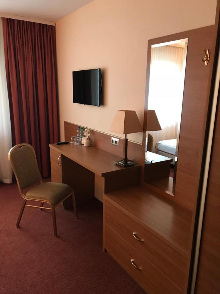 Hotel Restauracja Willa Radwan Aleksandrów Kujawski 外观 照片
